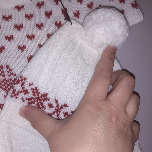 🆕 White Red Reindeer Knit Sweater Dress Hat Set 2T Christmas Holiday Outfit 🎄 - Picture 4 of 5